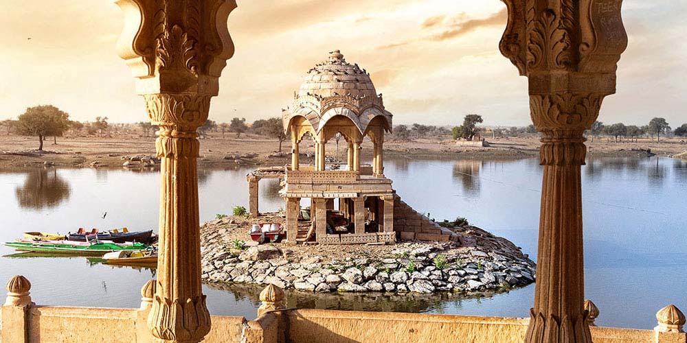  Udaipur Taxi Servicefor  Jaisalmer