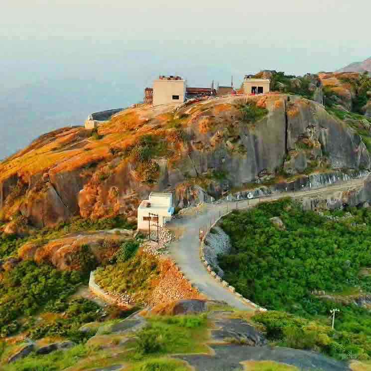 Udaipur to Mount Abu Taxi Services